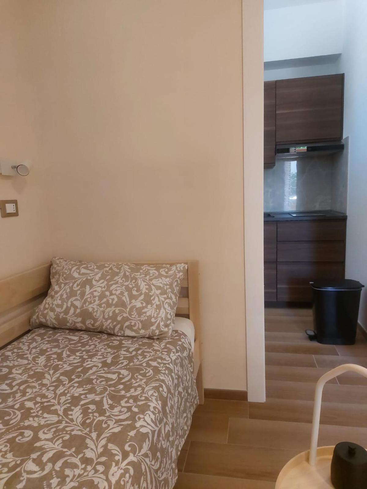 Alcantara Suites ตราปานี ภายนอก รูปภาพ